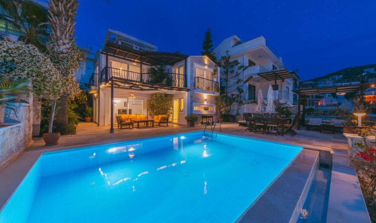 Pool One Pool Plaster Options: Choosing the Perfect Finish for Your Pool
