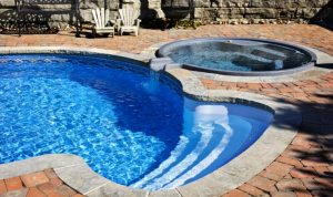 What Are the Benefits of Custom Swimming Poolss