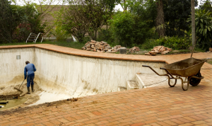 What Are the Latest Pool Design Trends in Los Angeless